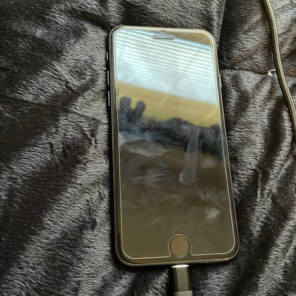 iPhone 7 16gb black